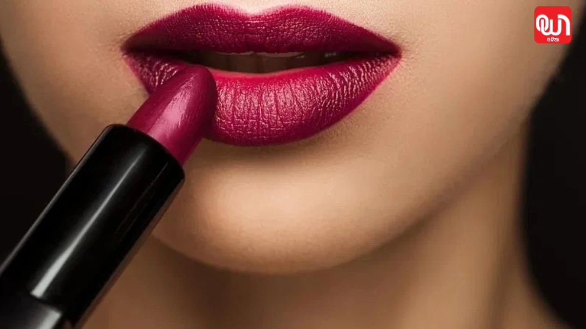 Long Lasting Lipstick Hacks
