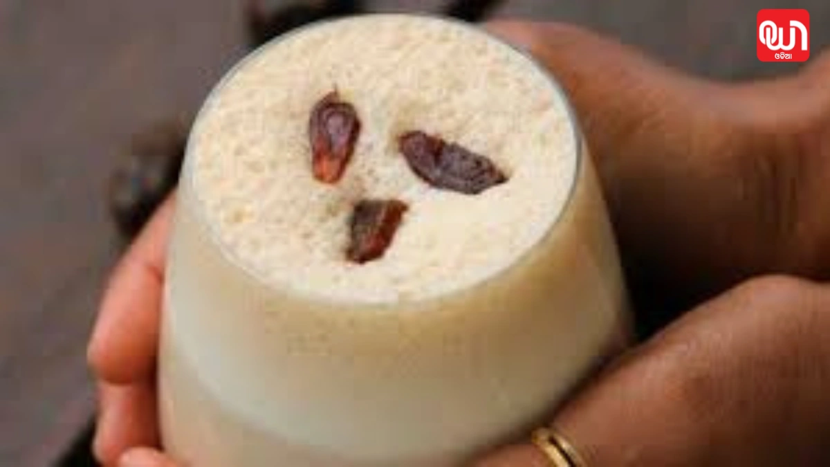 Sugar-Free Khajoor Shake Recipe